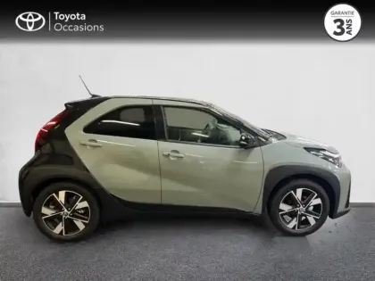 Photo 8 Toyota Aygo X  116h Graphic