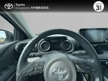 Photo 12 Toyota Yaris  116h Design 5p MY22