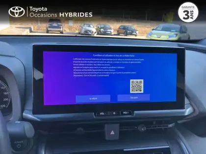 Photo 11 Toyota C-HR  2.0 Hybride 200ch Design MY25
