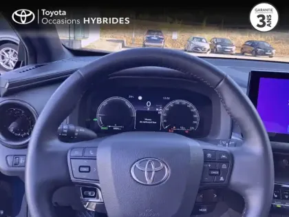 Photo 12 Toyota C-HR  2.0 Hybride 200ch Design MY25