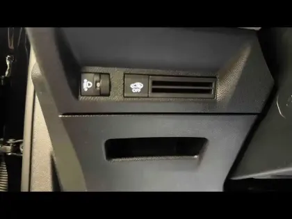 Photo 14 Peugeot 5008  Hybrid 145ch Allure e-DCS6