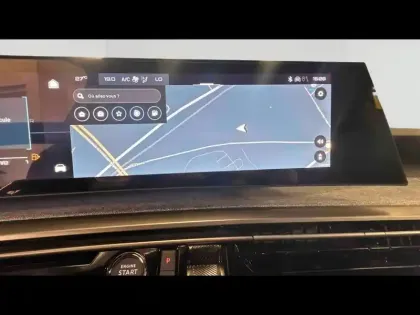 Photo 12 Peugeot 5008  Hybrid 145ch Allure e-DCS6