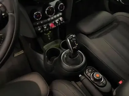 Photo 10 Mini Mini  5 Portes Cooper S 192ch  Edition Greenwich BVA7