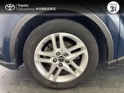 Photo 8 Toyota C-HR  2.0 Hybride 184ch Dynamic Ultimate E-CVT