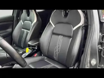 Photo 10 Nissan Juke  1.6 Hybrid 143ch Première Edition 2023