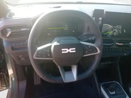 Photo 14 Dacia Duster  1.8 hybrid 155ch Journey