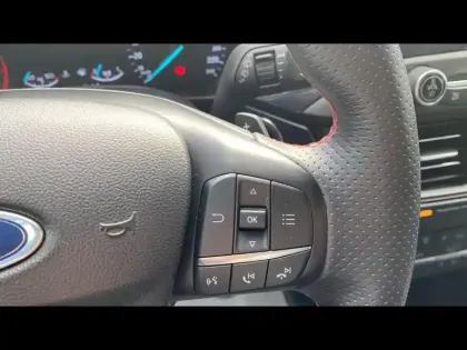 Photo 12 Ford Focus  1.5 EcoBoost 150ch ST-Line BVA