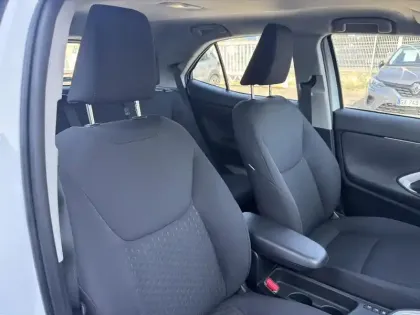 Photo 10 Toyota Yaris  Cross 116h Dynamic MY22