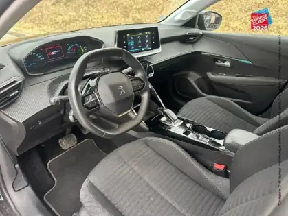 Photo 14 Peugeot 208  e- 136ch Style