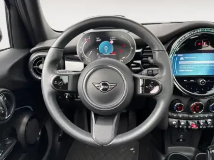Photo 17 Mini Mini  5 Portes Cooper 136ch Edition Premium Plus BVA7