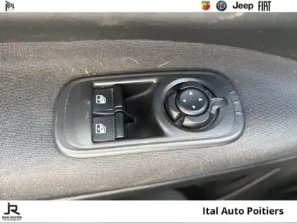 Photo 12 Fiat 500  Nouvelle  berline 23,8 kWh