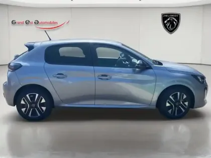 Photo 7 Peugeot 208  1.2 Hybrid 110ch Edition e-DCS6