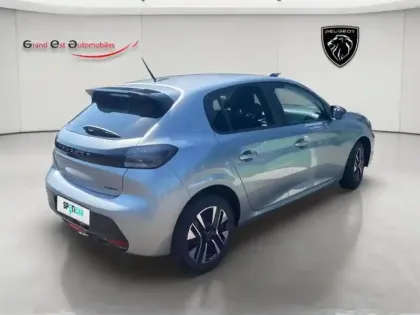 Photo 6 Peugeot 208  1.2 Hybrid 110ch Edition e-DCS6