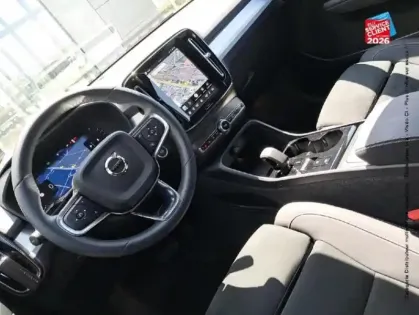 Photo 14 Volvo XC40  B3 163ch Ultra DCT 7