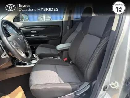 Photo 10 Mitsubishi Outlander  PHEV Twin Motor Business 4WD