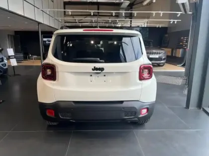 Photo 5 Jeep Renegade  1.5 Turbo T4 130ch MHEV North Star BVR7