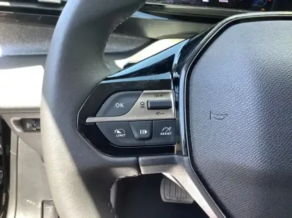 Photo 22 Peugeot 308 Hybrid 145 e-DCS6 Allure