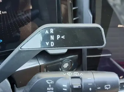 Photo 21 Renault Espace VI E-Tech hybrid 200 esprit Alpine