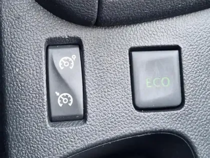 Photo 6 Renault Clio IV Trend Energy TCe 90
