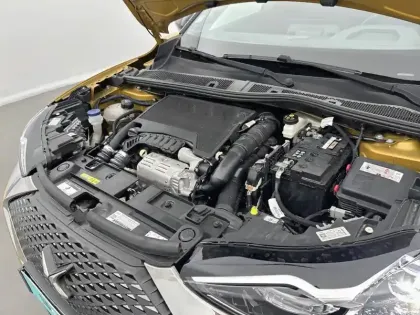 Photo 14 DS DS 3  Crossback PureTech 130 S&S EAT8
