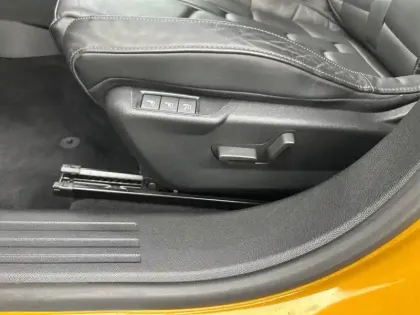 Photo 17 DS DS 3  Crossback PureTech 130 S&S EAT8