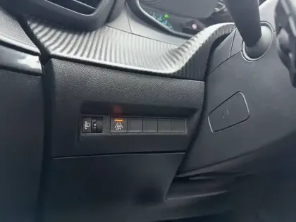 Photo 19 Peugeot 208  Electrique 50 kWh 136ch