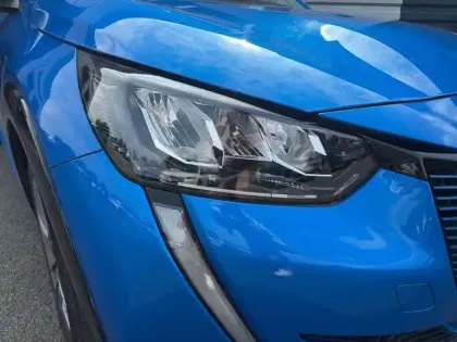 Photo 36 Peugeot 208  Electrique 50 kWh 136ch