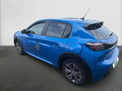Photo 27 Peugeot 208  Electrique 50 kWh 136ch