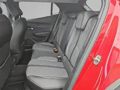 Photo 11 Peugeot 2008  PureTech 130 S&S EAT8