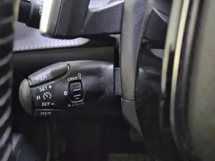 Photo 46 Peugeot 2008  PureTech 130 S&S EAT8