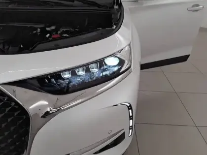 Photo 6 DS DS 7 DS7 Crossback Hybride E-Tense 225 EAT8