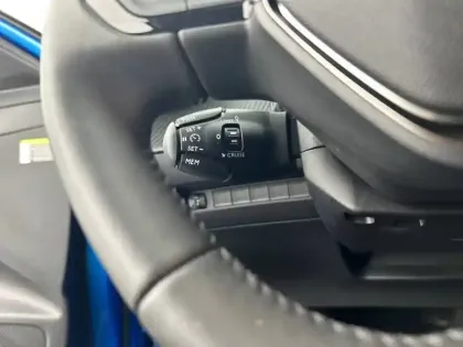 Photo 18 Peugeot 208  Hybrid 110 e-DCS6