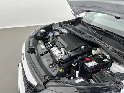 Photo 14 Peugeot 2008  PureTech 100 S&S BVM6