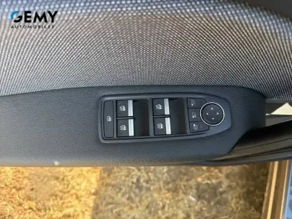 Photo 18 Renault Captur  TCe 115 ch