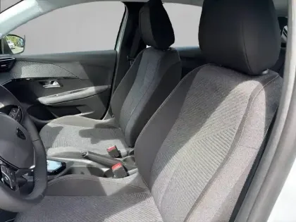Photo 10 Peugeot 208  Hybrid 110 e-DCS6