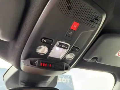 Photo 20 Peugeot 2008  Hybrid 145 e-DCS6