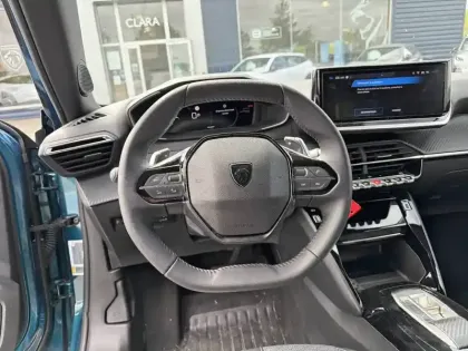 Photo 8 Peugeot 2008  Hybrid 145 e-DCS6