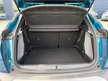 Photo 5 Peugeot 2008  Hybrid 145 e-DCS6