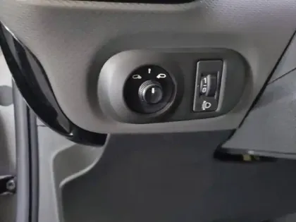 Photo 43 Citroën C4  Cactus PureTech 110 S&S BVM6
