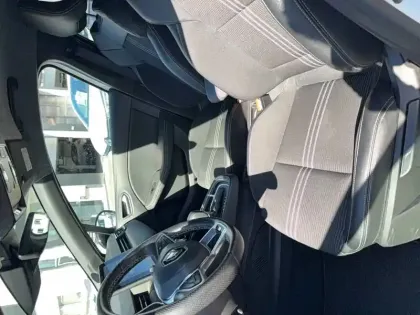 Photo 10 Renault Clio  E-Tech hybride 145