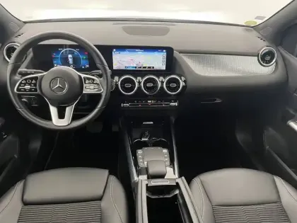 Photo 47 Mercedes Classe B  180 d 8G-DCT