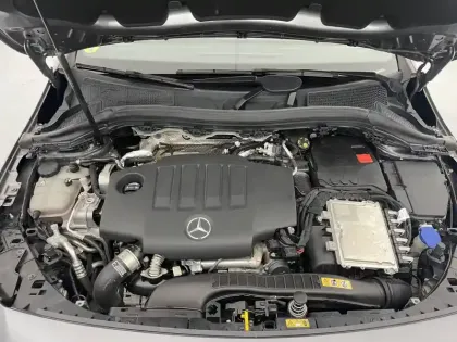Photo 37 Mercedes Classe B  180 d 8G-DCT