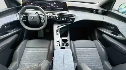 Photo 20 Peugeot 3008  Hybrid 145 e-DCS6