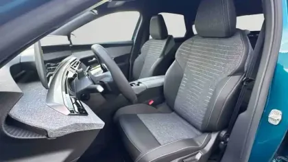 Photo 10 Peugeot 3008  Hybrid 145 e-DCS6