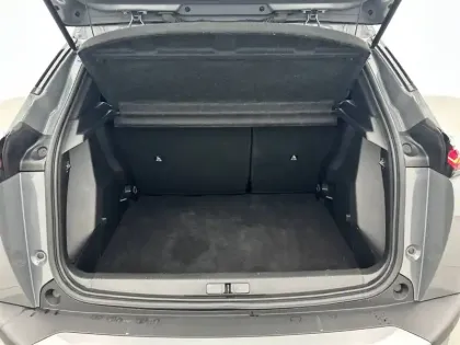 Photo 5 Peugeot 2008  Hybrid 136 e-DCS6