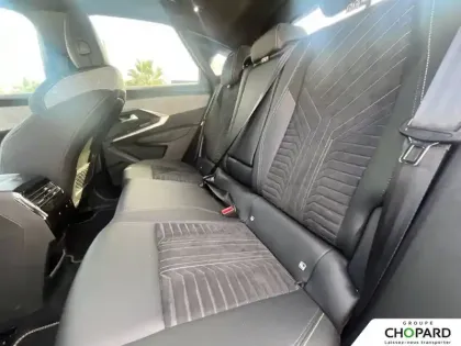 Photo 9 Peugeot 3008  Electrique 210 ch 73 kWh