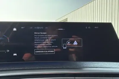 Photo 36 Peugeot 5008  Hybrid 145 e-DCS6