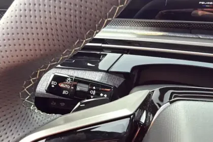 Photo 30 Peugeot 5008  Hybrid 145 e-DCS6