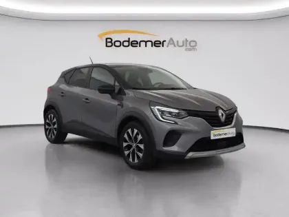 Photo 21 Renault Captur  TCe 90