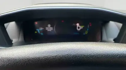 Photo 17 Peugeot 2008  Electrique 136 ch